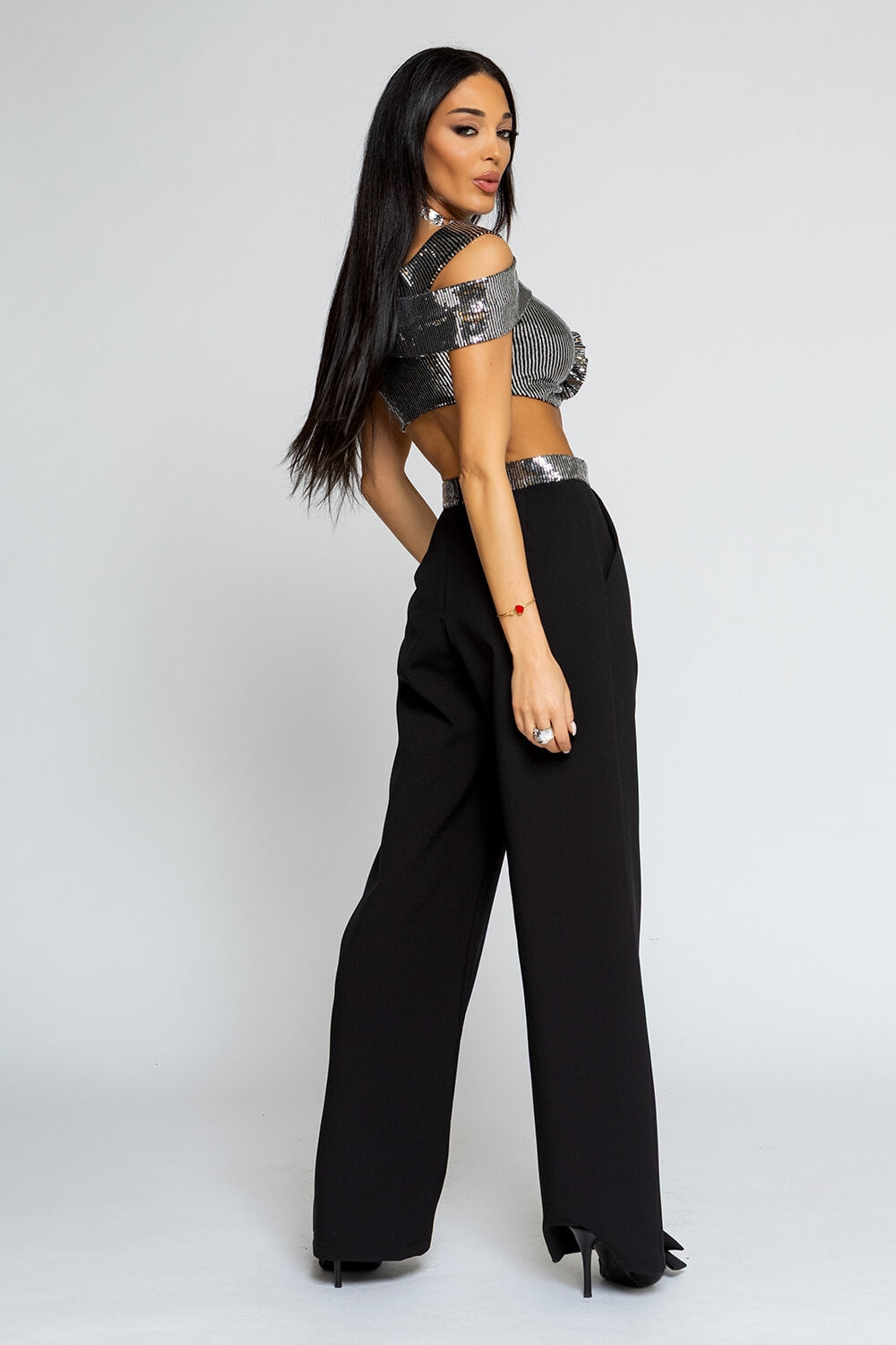 Nikole Sets 8979