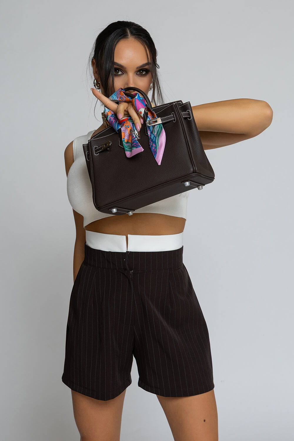 Pantaloni scurţi Nikole 6809