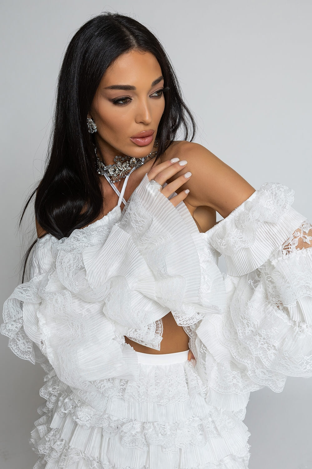 Nikole 8981 Sets