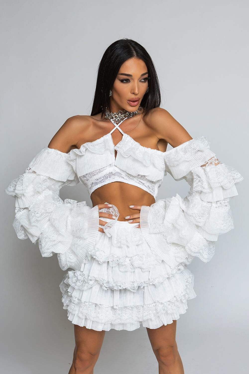 Nikole 8981 Sets