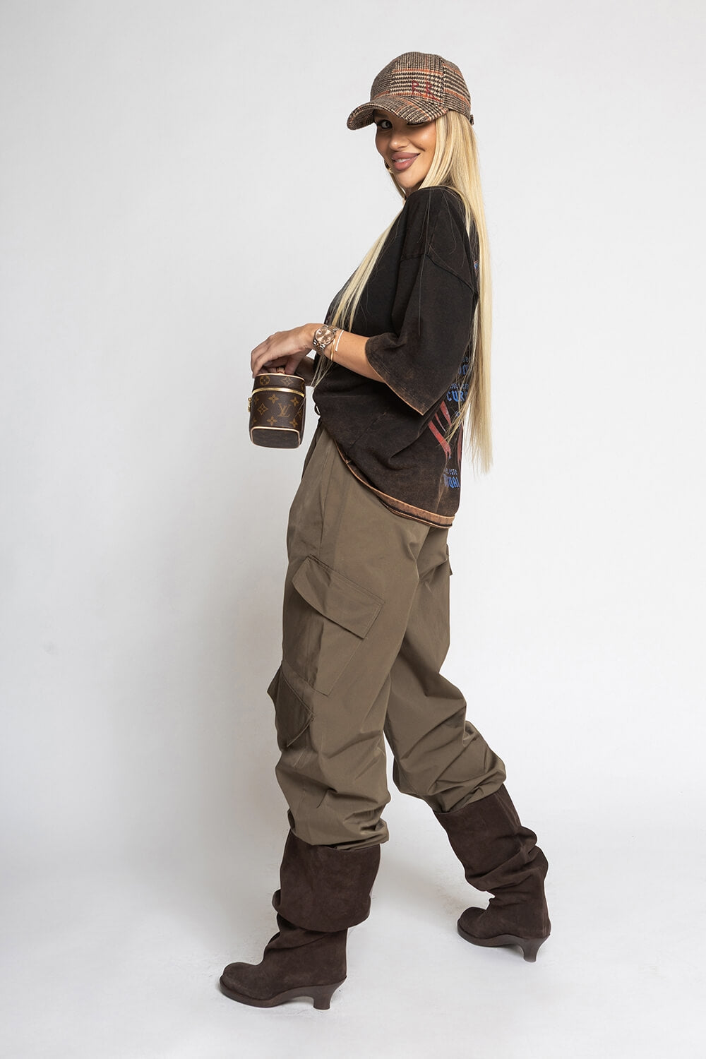 Pantaloni Nikole 6816
