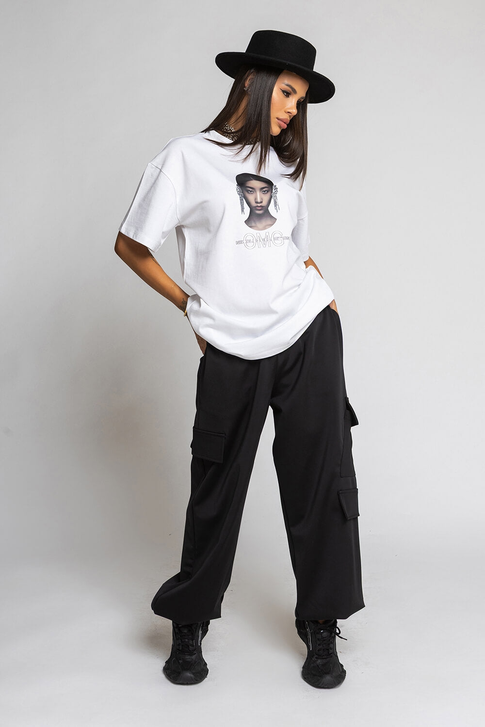 Pantaloni Nikole 6817