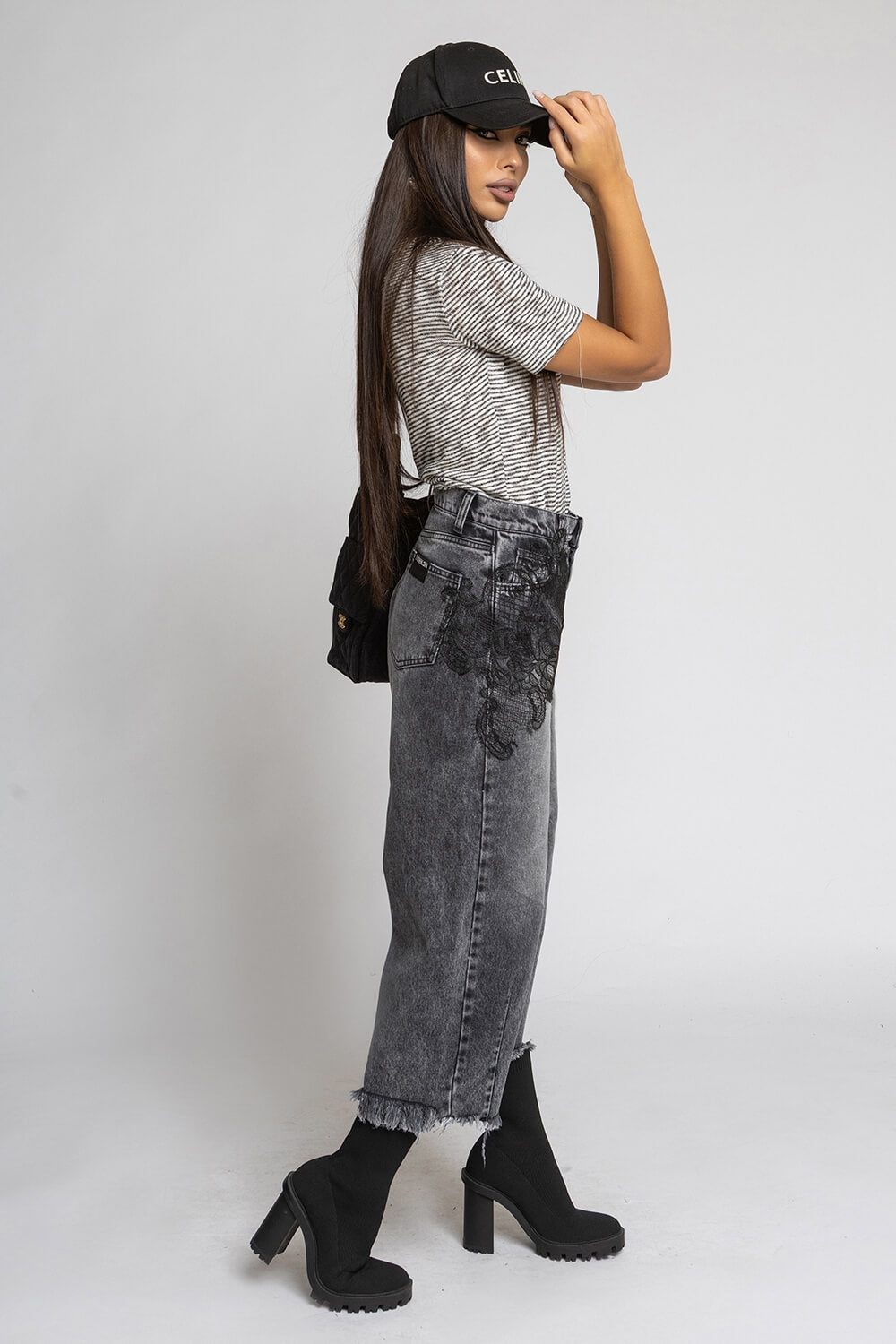 Nikole Blouse 5911