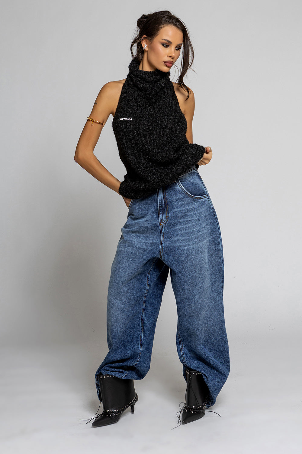 Top Nikole 5953