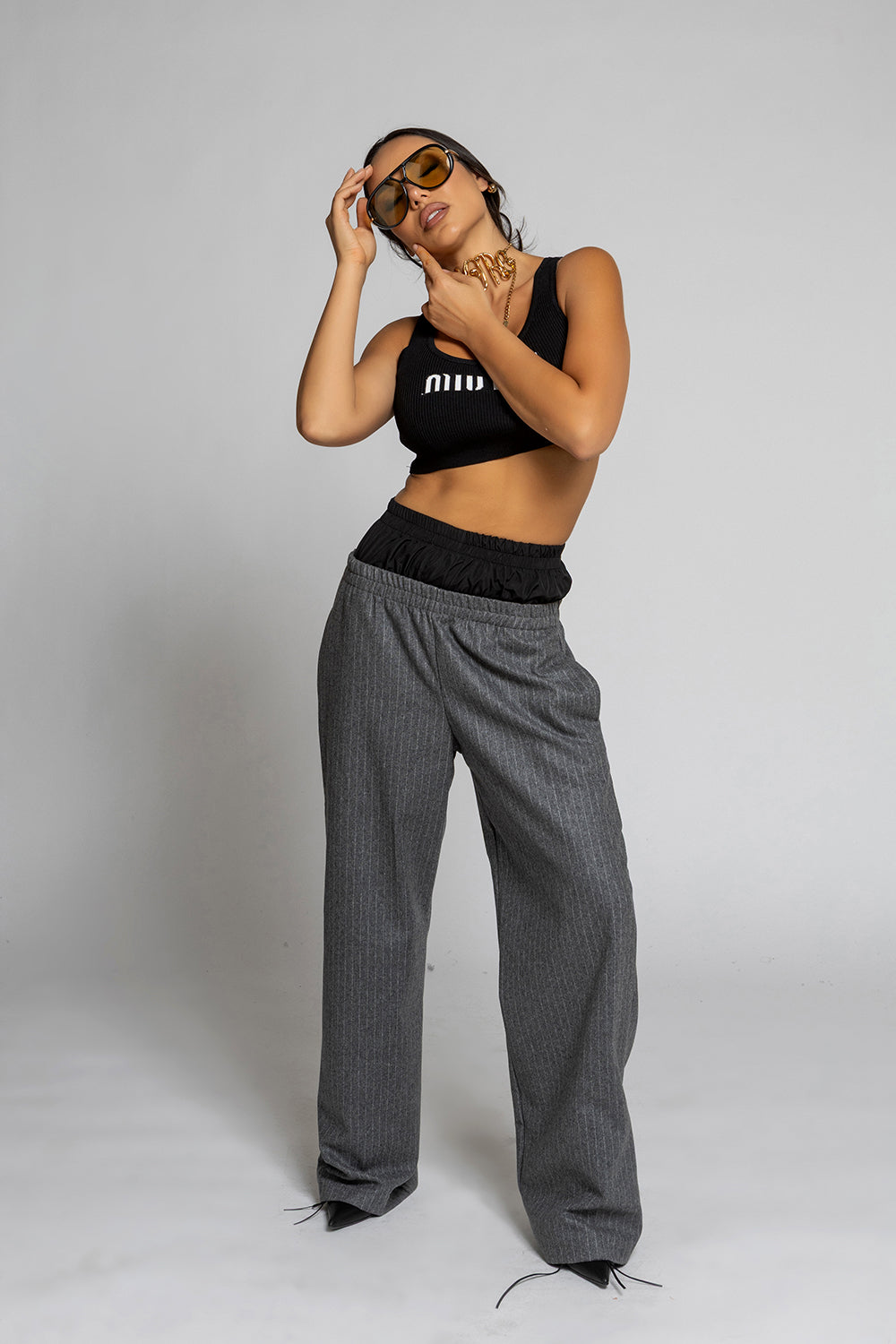 Pantaloni Nikole 6846