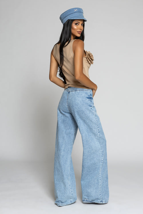 Top Nikole 5982