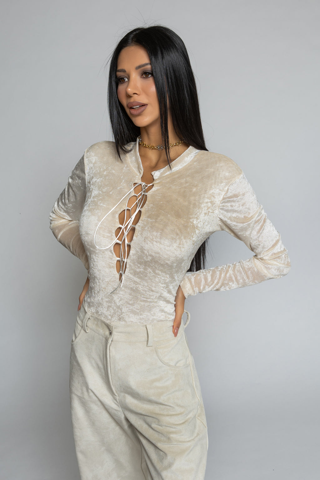 Body Nikole 4717